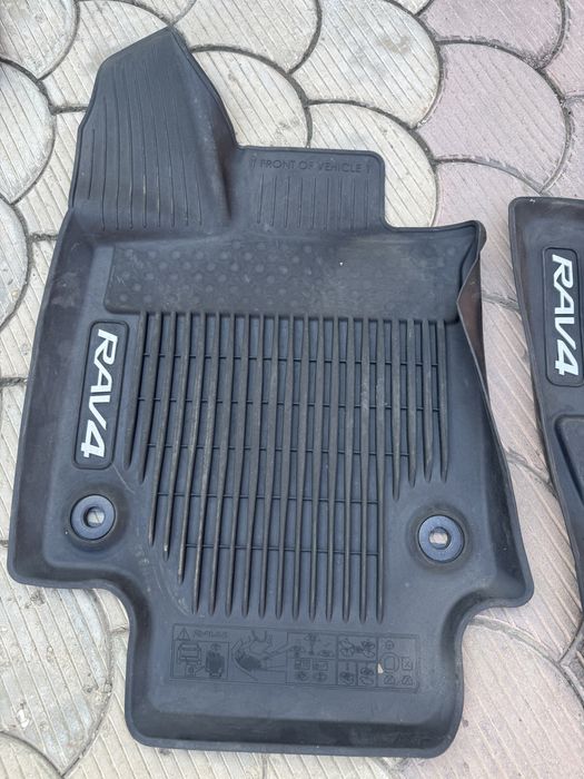 Полики оригинал RAV4