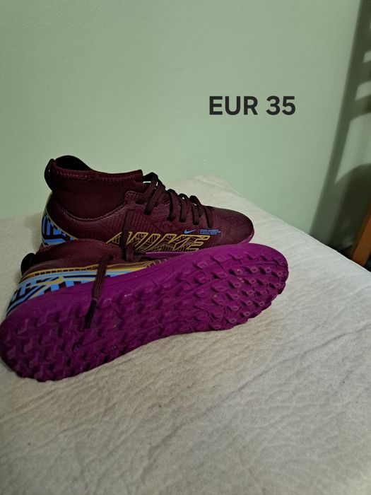 Футболни обувки р-р 35