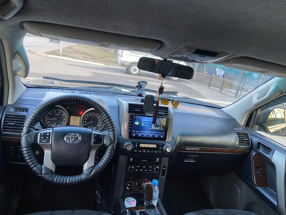 Продам Toyota Land Cruiser Prado 150