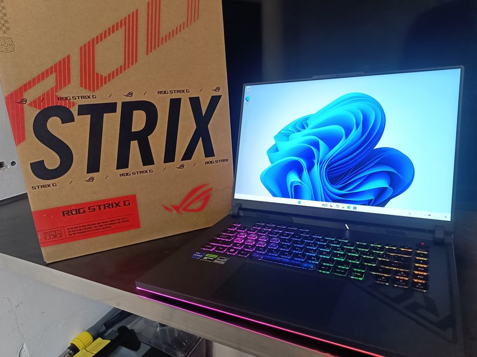 Игровой ноутбук Asus Rog Strix G16 rtx core i7 13 rtx 4060