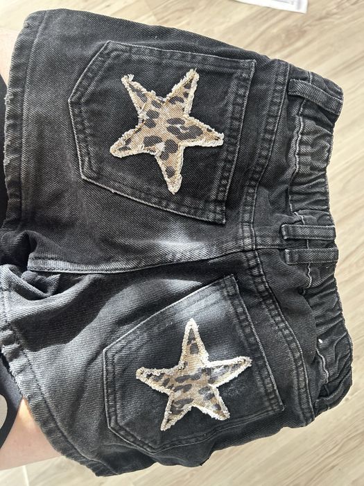 Pantaloni scurti Zara