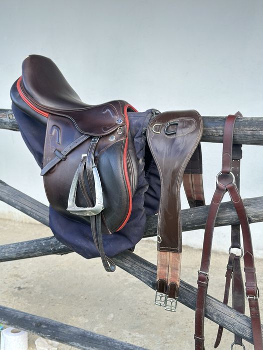 Седло  с амуниция Prestige