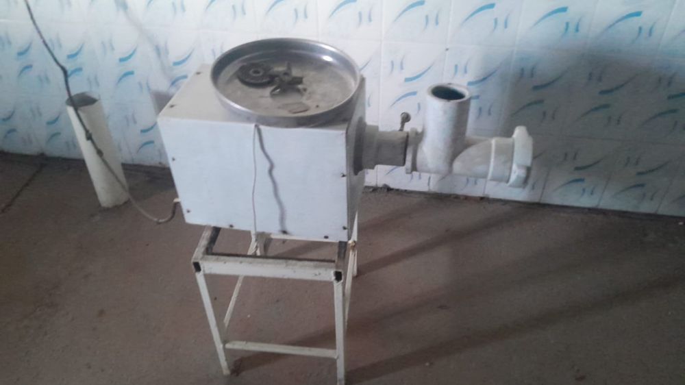 Колбасный и тушенное