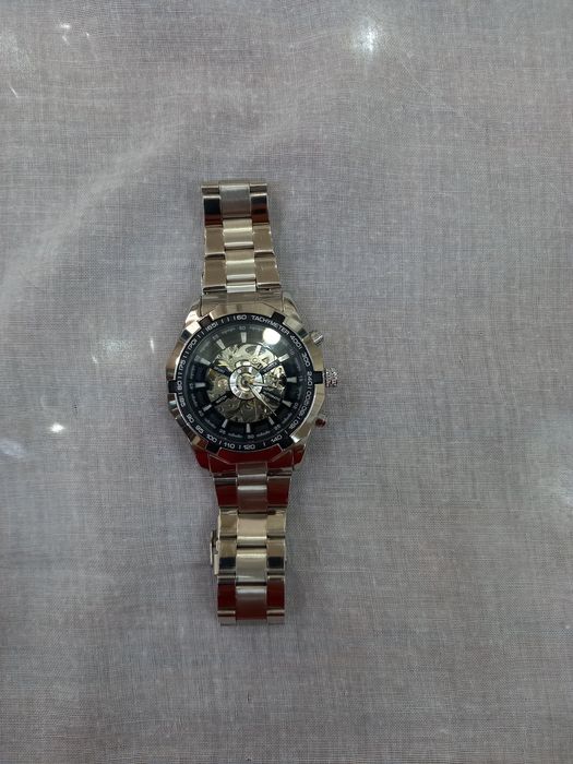 Erkaklar qo'l soati orginal Srochna