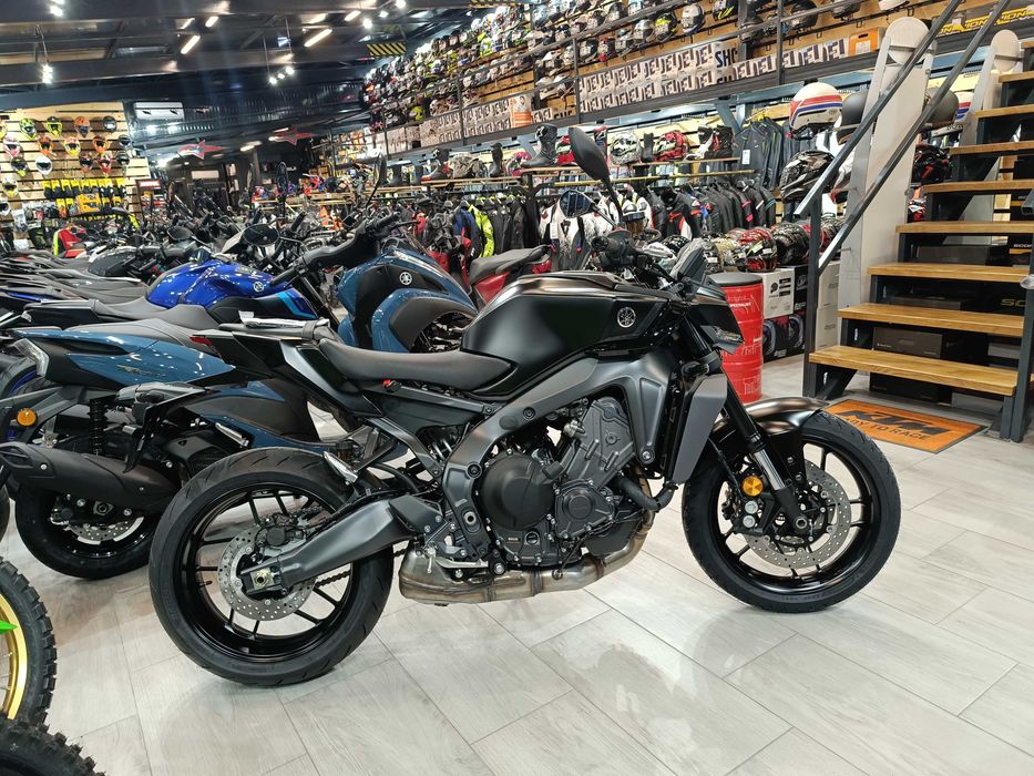 Yamaha MT-09  model 2025  0km-pret PROMO prin EST BIKE Campina