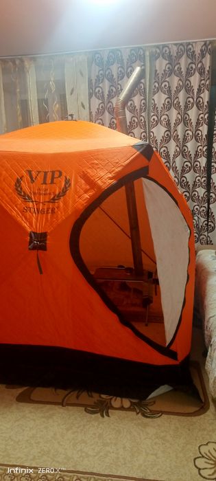 Продам зимние палатки 3слойная почти новаяная