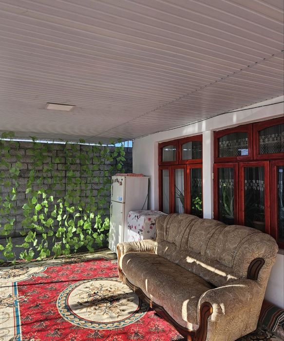 11,79соток,6комн,2этажа,2сан.узла,канализация,летняя кухня,Азадбаш