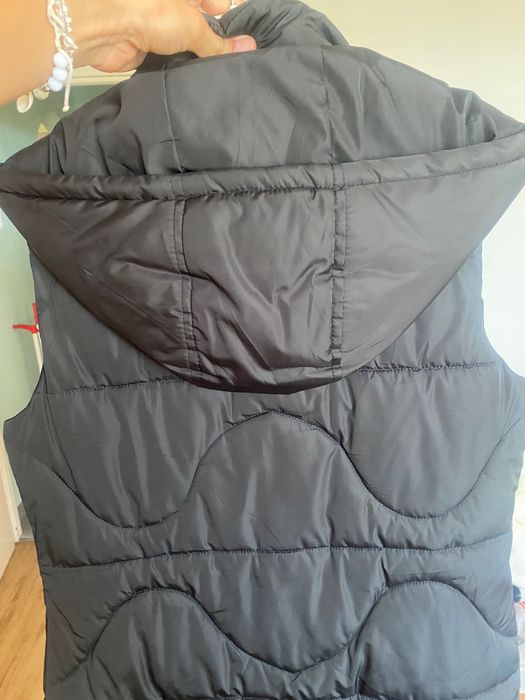 Дълъг черен елек Zara