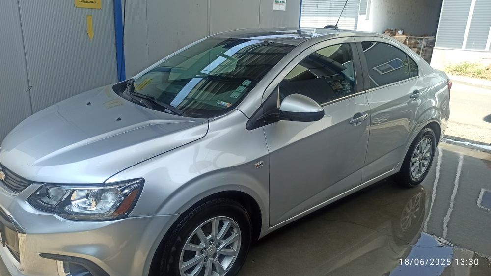 Шевролет Соник 1,8 бензин