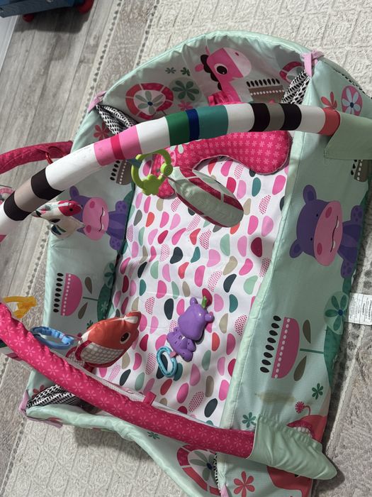 Продам детский коврик в хорошем состояний