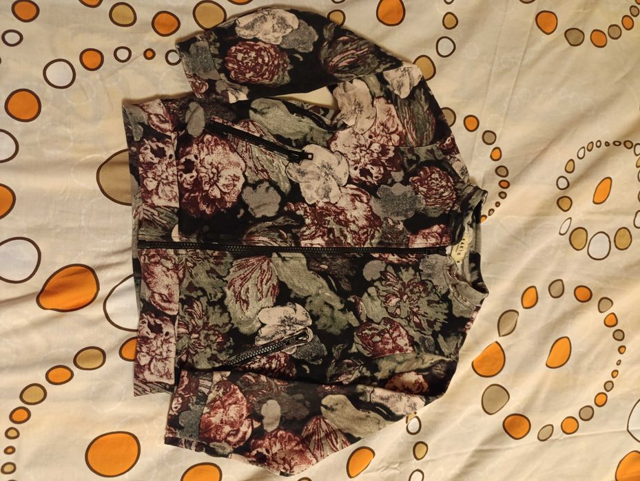 Коледни дрехи за момиче 128 см