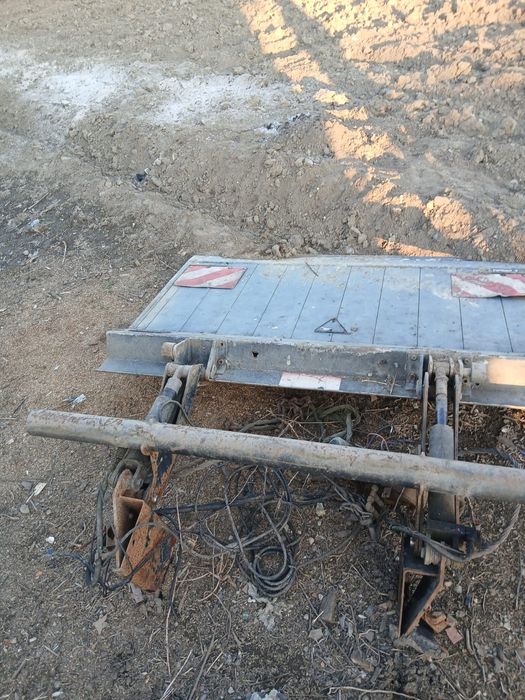 Vând trapă de Iveco!