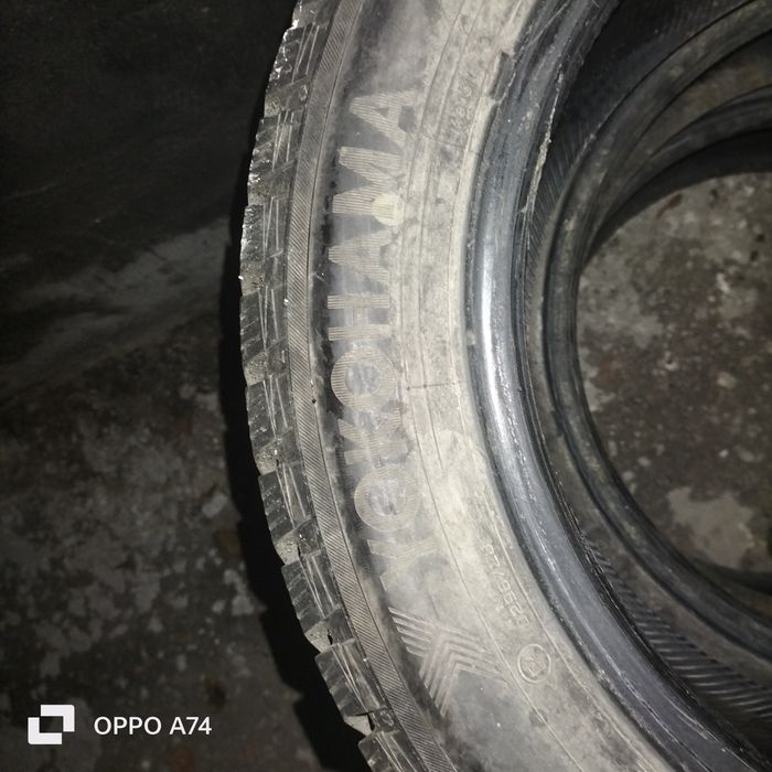 Зимние шины хорошем состоянии