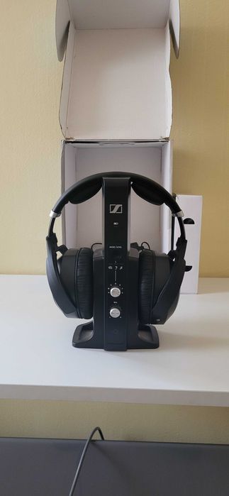 Sennheiser RS 195-U — căști wireless premium pentru TV