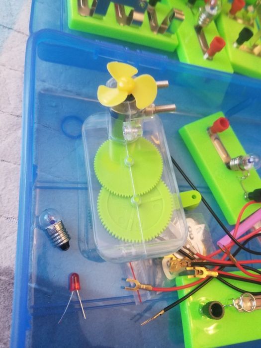 Набор для экспериментов по физике