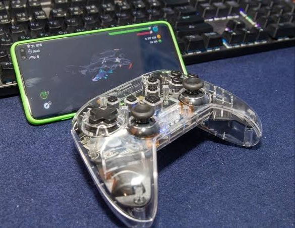 Baseus GS01 Bluetooth Gamepad – original, ideal holatda