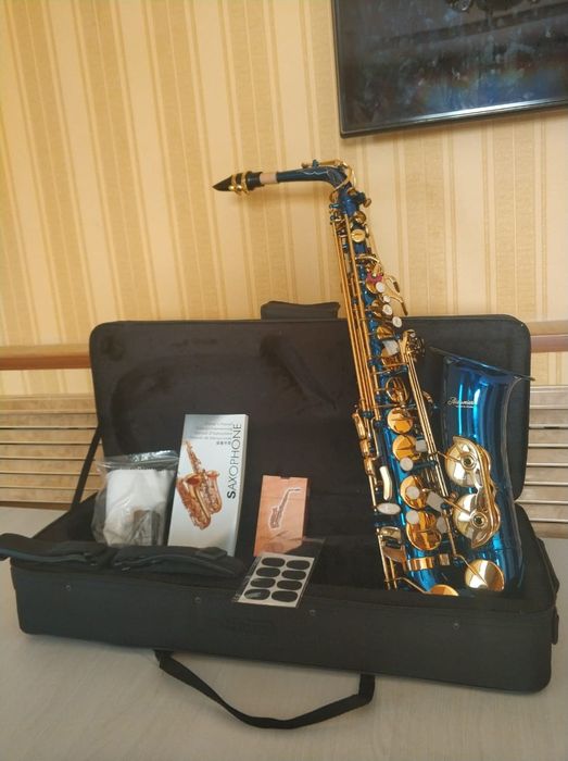 Продается Саксофон