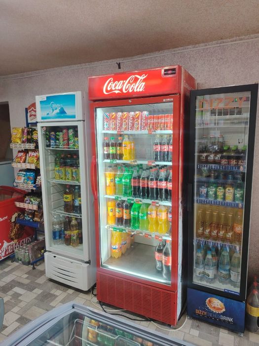Продам пустое коммерческое помещение.