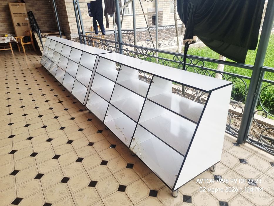 Стеляж для магазина