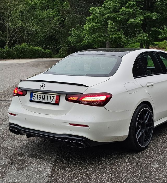 E63AMG предна броня  задна фарове стопове  капак Facelift w213 E63AMG