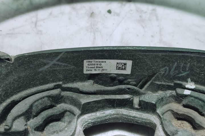 Volan in 3 spite din piele 62558181d BMW Seria 1 F20/F21  [din 2011 pana  2015] seria