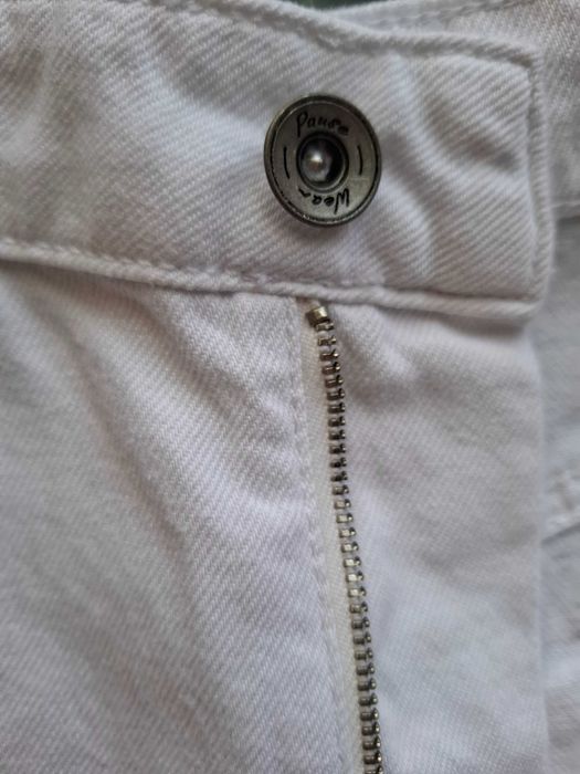 PAUSE къси панталонки