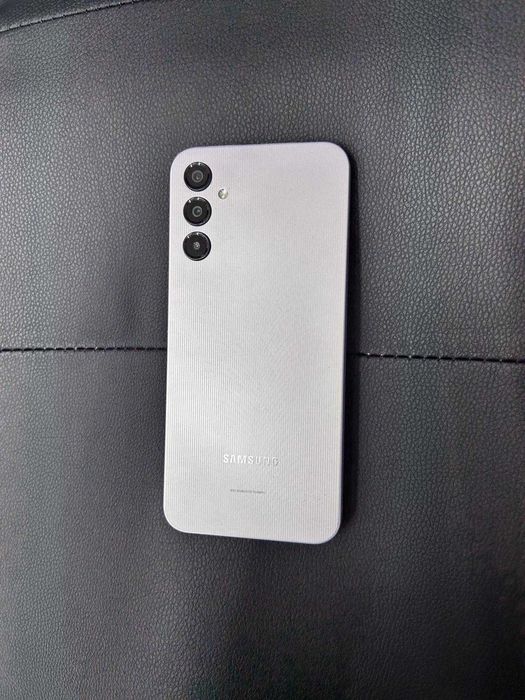 Samsung A14 Silver cameleon, 128 gb/ 4 gb ram,dual sim