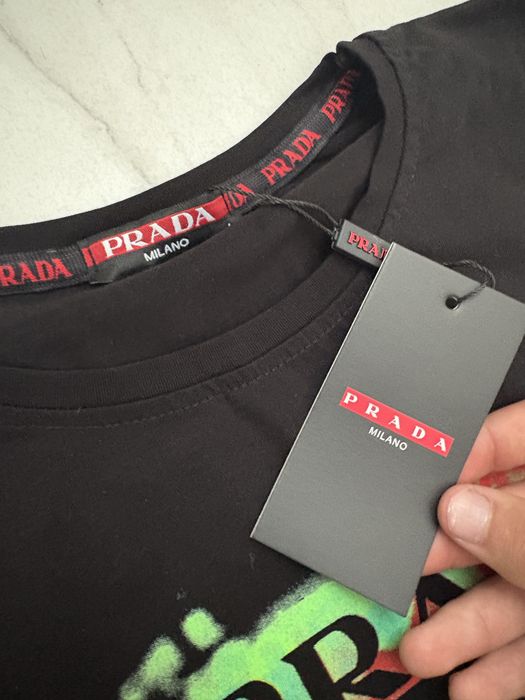 Prada тениска нова