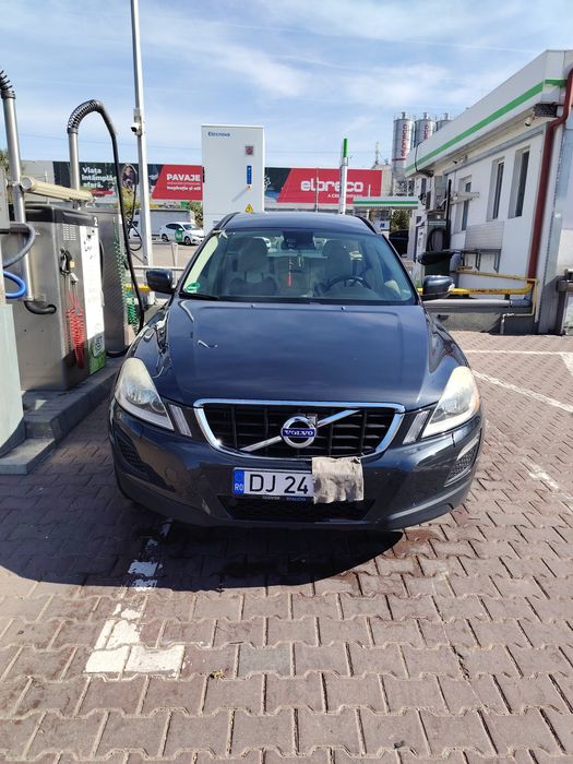 VOLVO XC60 2010 — imagine 2