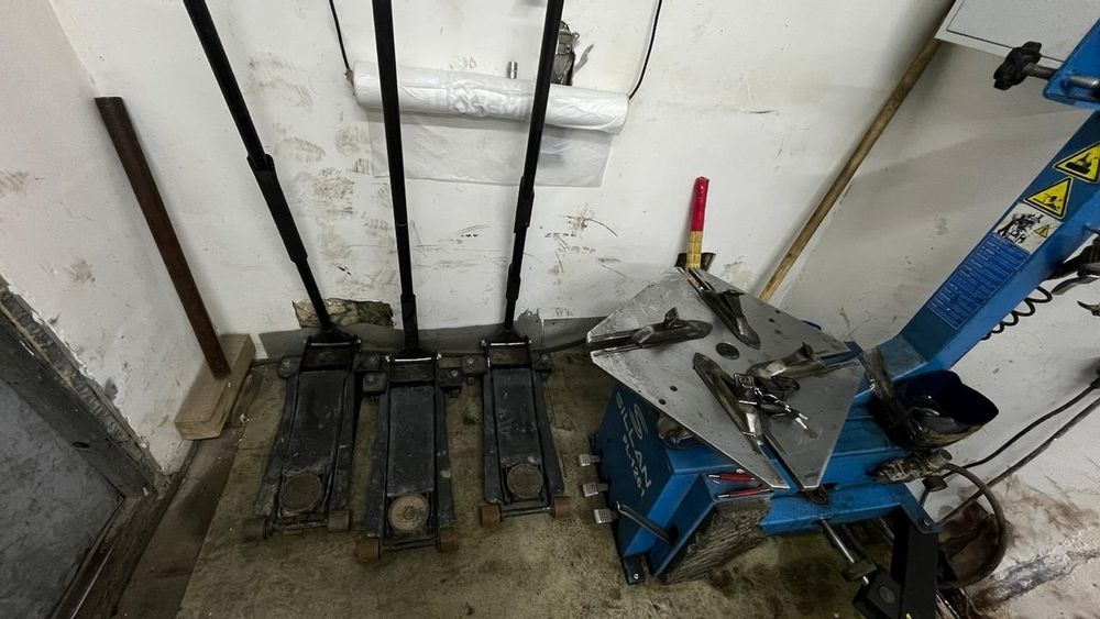 Продам шиномонтаж