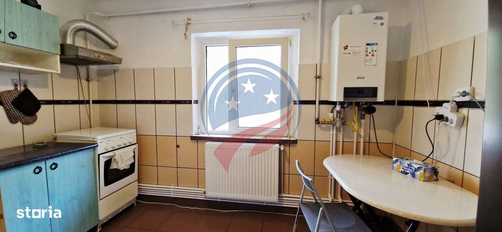 Apartament 3 camere decomandat, Et. 2/4, Lăpuș–Argeș, mobilat, central