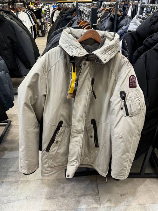 Продам зимнюю куртку, новая