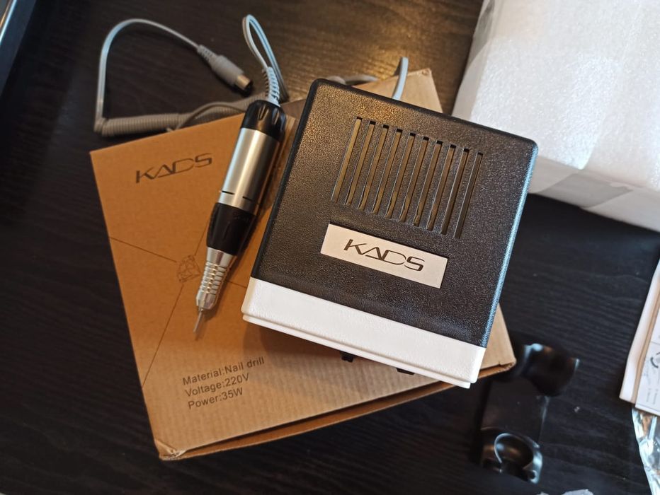 Фрейзер KADS , набор для маникюра.