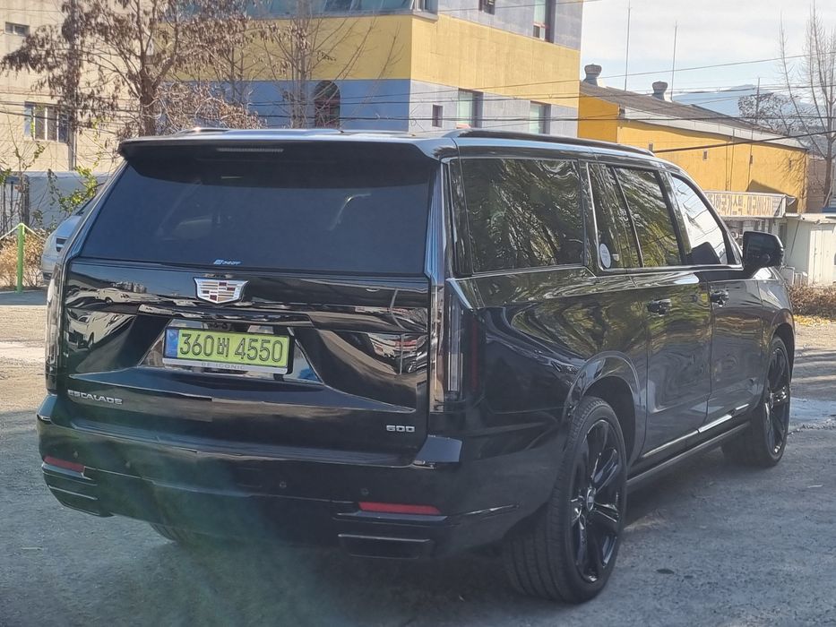 Cadillac Escalade 2025