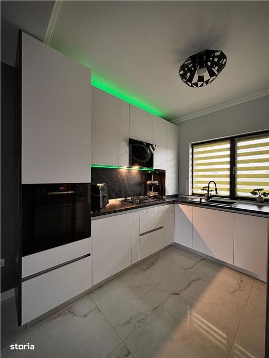 Duplex Modern Pe Parter, Gata De Mutat, Zona Buna, Toate Utilitatile.