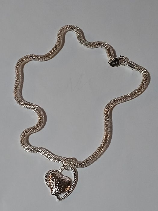 Vând coliere din Argint 925