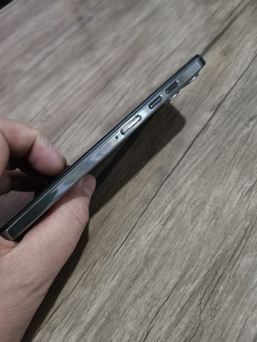 X15 pro max холати янги