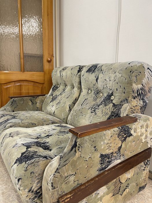 Продам небольшой диван