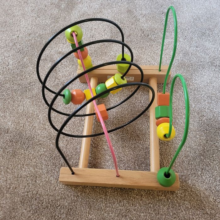 Дървени играчки и пъзели