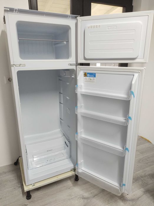 Frigider Candy 220 litri