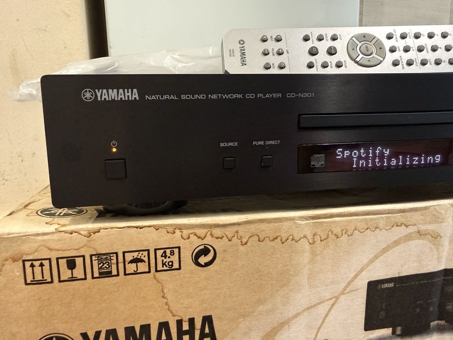 Yamaha CD-N301 player