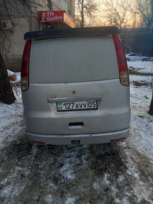 Продам грузовик Фав