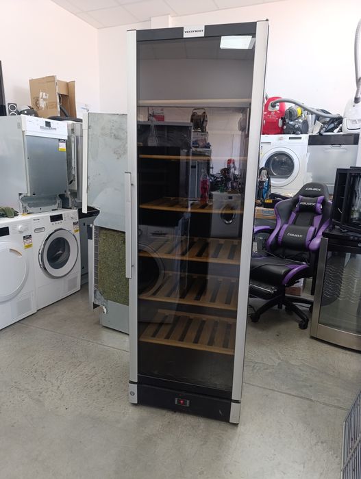 Хладилна витрина за вино Vestfrost