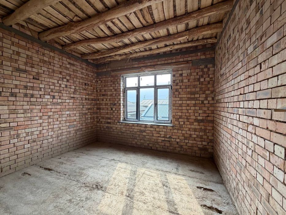 Хасанбай Продается Участок 3 сотки, 360м2. Фасад 9 метров. Коробка