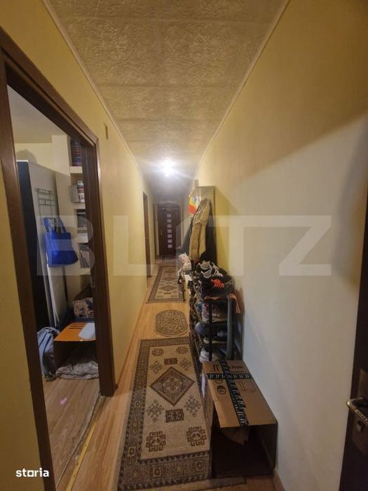 Apartament 3 camere, 70 mp, zona Sagului