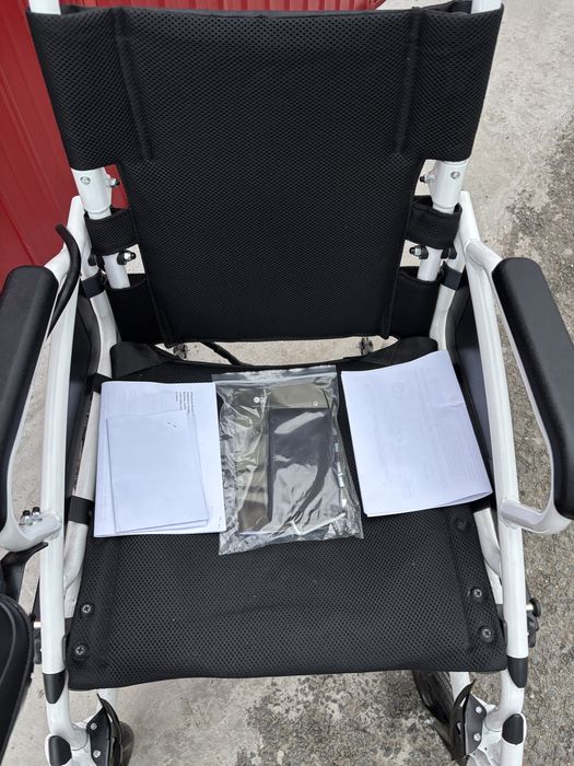Fotoliu rulant electric Antar
