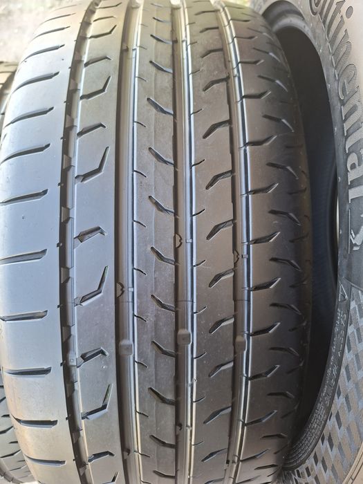 Продам шины 235/45/18 континенталь