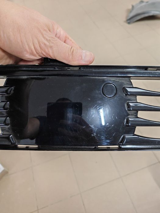 Grilă bară față BMW Seria 7 G11 G12 ACC originală