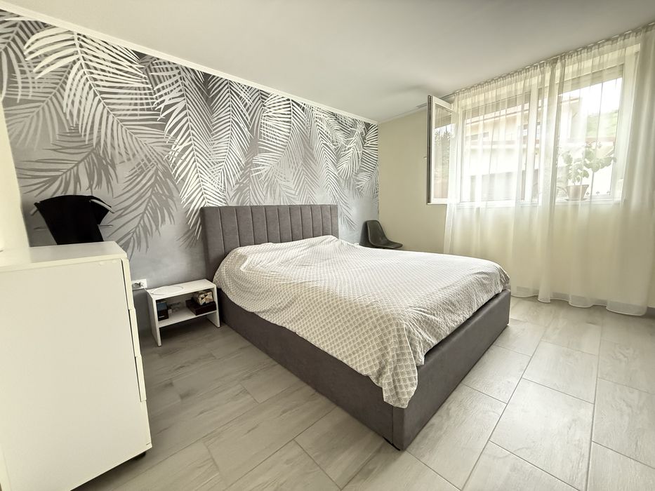 Casă de vânzare – Oradea, Strada Soarelui