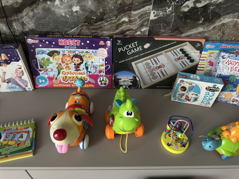 Продам развивающие  игрушки